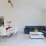 Ferienhaus Mila Zartinj Veligolji