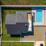 Ferienhaus Mila Zartinj *