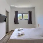Ferienhaus Mila Zartinj *