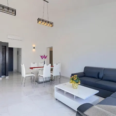 Mila Zartinj Casa de Férias Veligolji