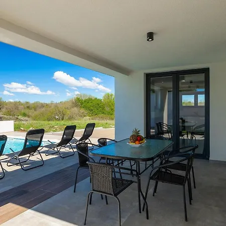 Casa de Férias Mila Zartinj Veligolji