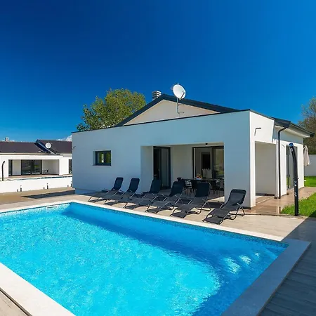 Casa de Férias Mila Zartinj *